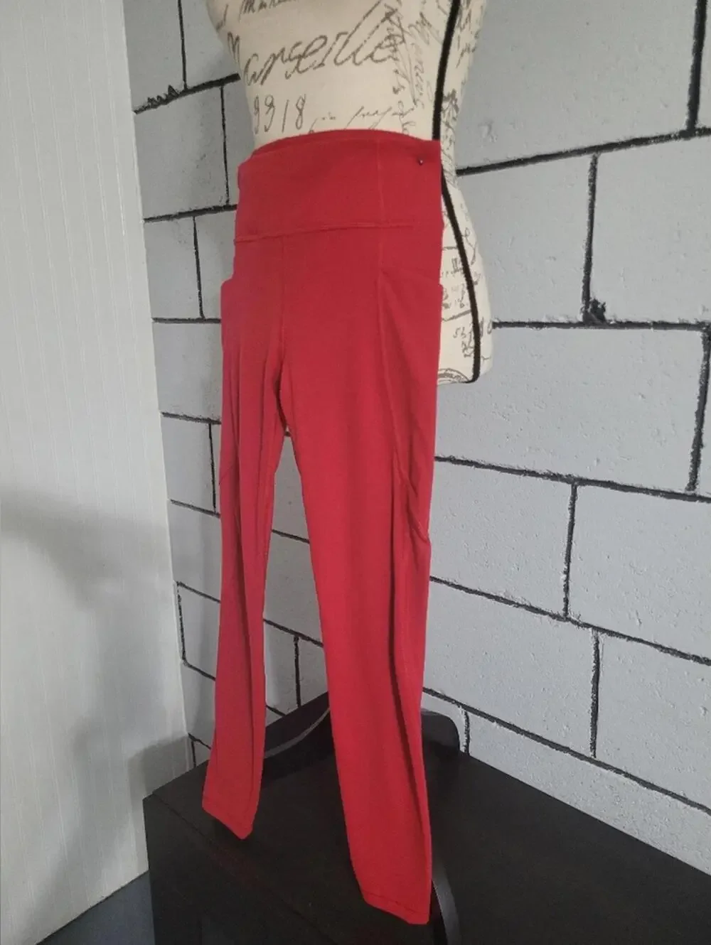 Athleta Girl Red Leggings Sz XL/ 14